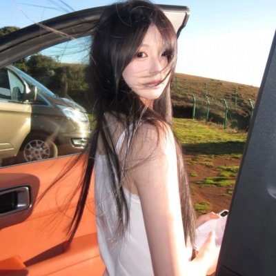 唯美治愈系温柔女生头像