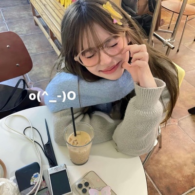 私藏全身小众ins女头像