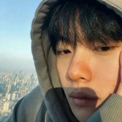 超有feel的ins氛围感男生头像