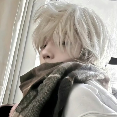 2026热门男生帅气头像