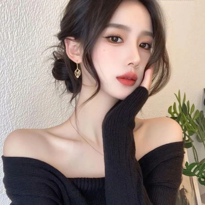 女生高级感十足小众耐看头像