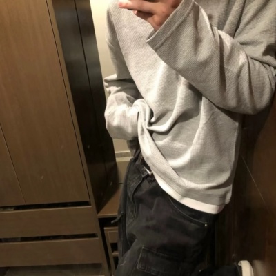 青春感小众男生头像