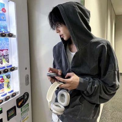 2026年新款ins男头像