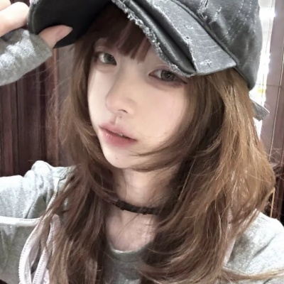 白月光氛围感女头