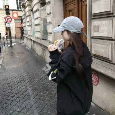 唯美治愈系温柔女生头像