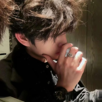 2026热门帅气个性男生头像