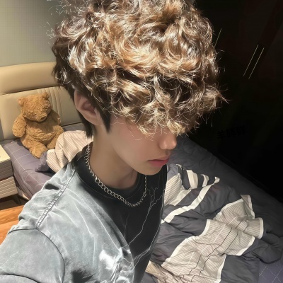 青春小众帅气男头