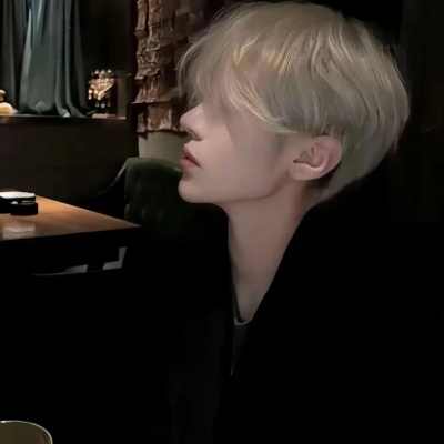 值得一辈子不换的男生头像