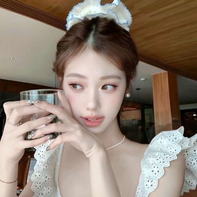 2026年最流行美女头像图片