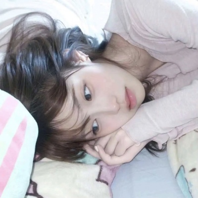 冷门却耐看的小众女生头像