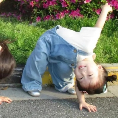 高颜可爱萌娃闺蜜头像