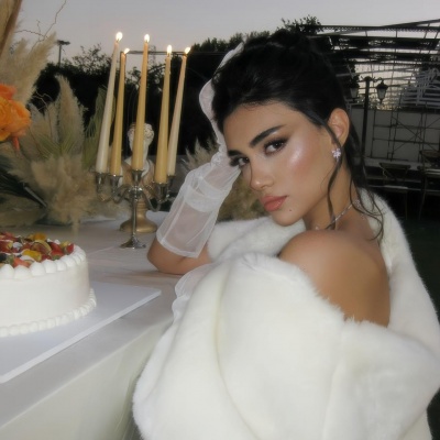 欧美女生头像ins风图片