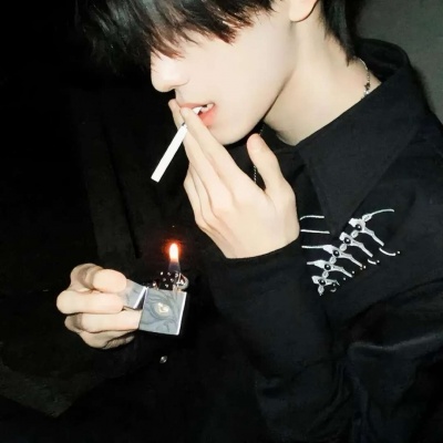 ins风帅气男生头像