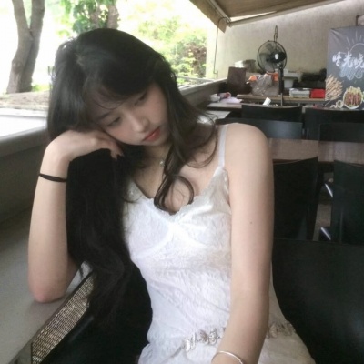 给人很真实的头像女生