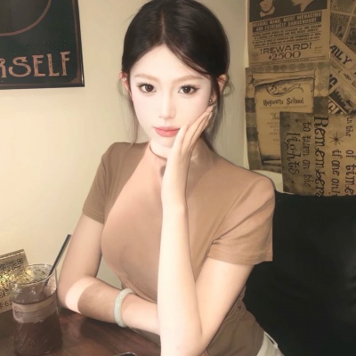 混的轻奢女生头像