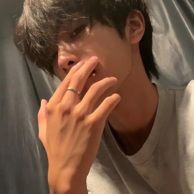 2026热门青春小众男生头像