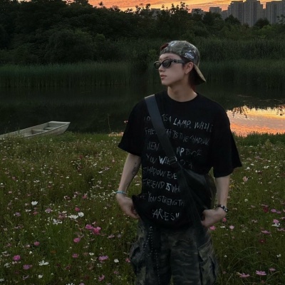 微信男头ins高级质感