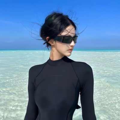 氛围感海边女头