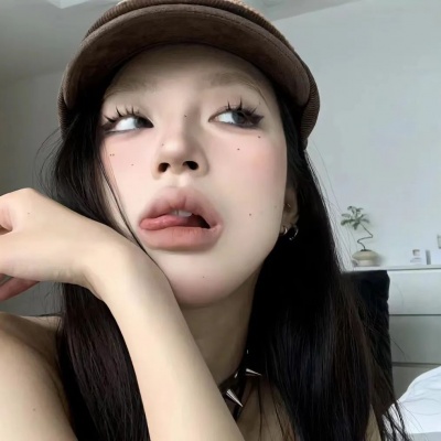 女生头像的ins酷girl风