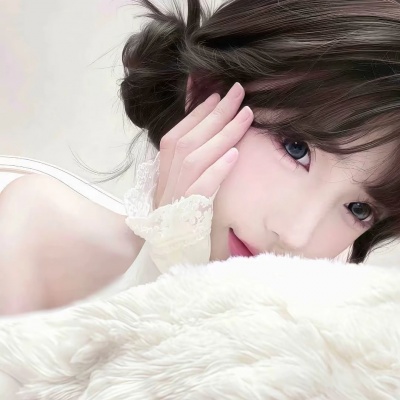 权威女头像真人