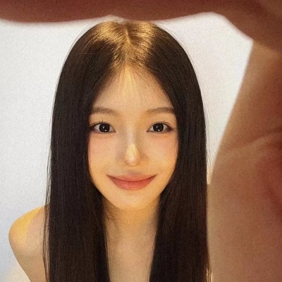 超吸睛滤镜感气质真人女头