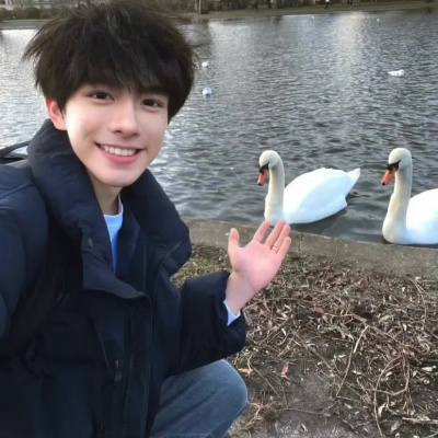 2026热门男生帅气头像