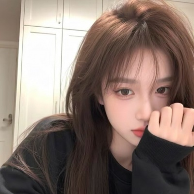 2026年超火氛围感真人女生头像