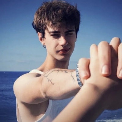 2026年热门ins情侣头像