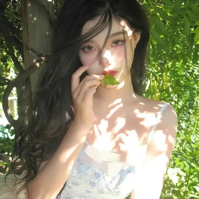 高人气夏日绿色系森系女生头像