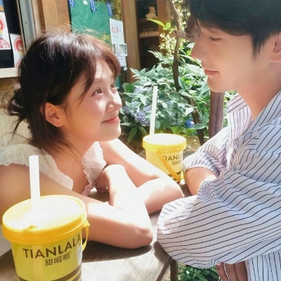 一左一右超甜氛围情头