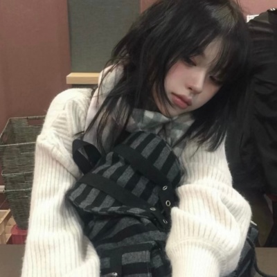 温柔丧系灰调ins女头