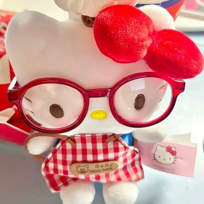 治愈系可爱凯蒂玩偶头像