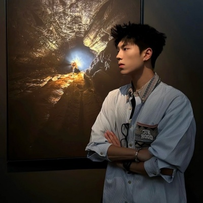 宝藏ins真人男头