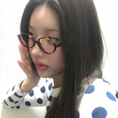 ins清冷高级感女生头像