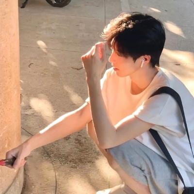 宝藏ins真人男头