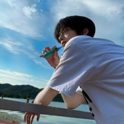 超耐看小众清新男头