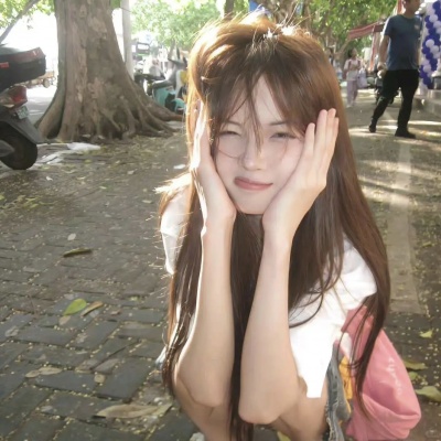 冷门却耐看的小众女生头像