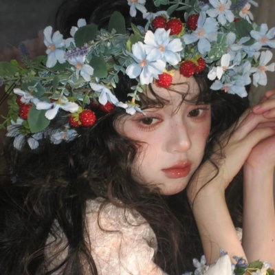 小众却惊艳的头像小红书女