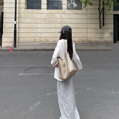 私藏全身小众ins女头像