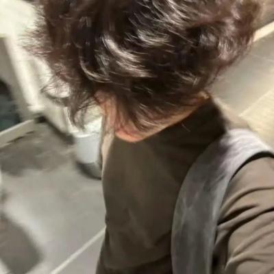 超有feel的ins氛围感男生头像