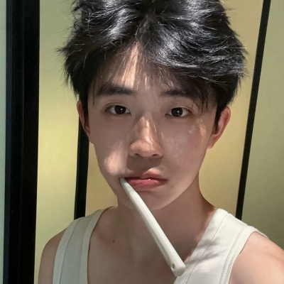 高颜值男ins风头像