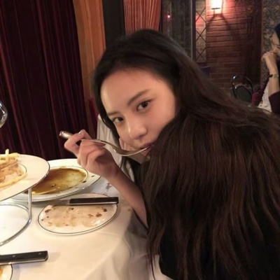 ins风可爱气质女生头像