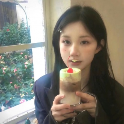 给人很真实的头像女生