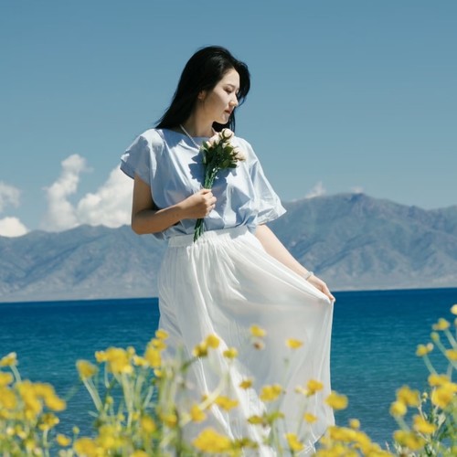 2026年最火女生头像图片