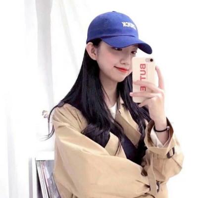 女生高清好看的穿戴带帽子头像