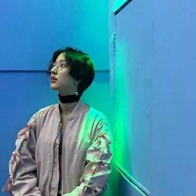 微信情侣头像两张配对真人