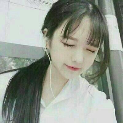 白色系高清好看的干净清纯女生头像