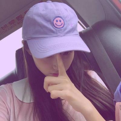 女生高清好看的穿戴带帽子头像
