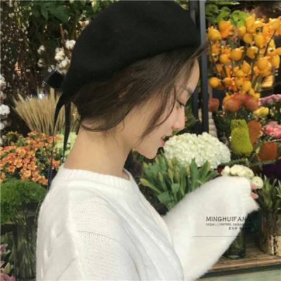 女生戴帽子时尚头像