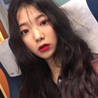 颓废伤感丧系高级感头像女